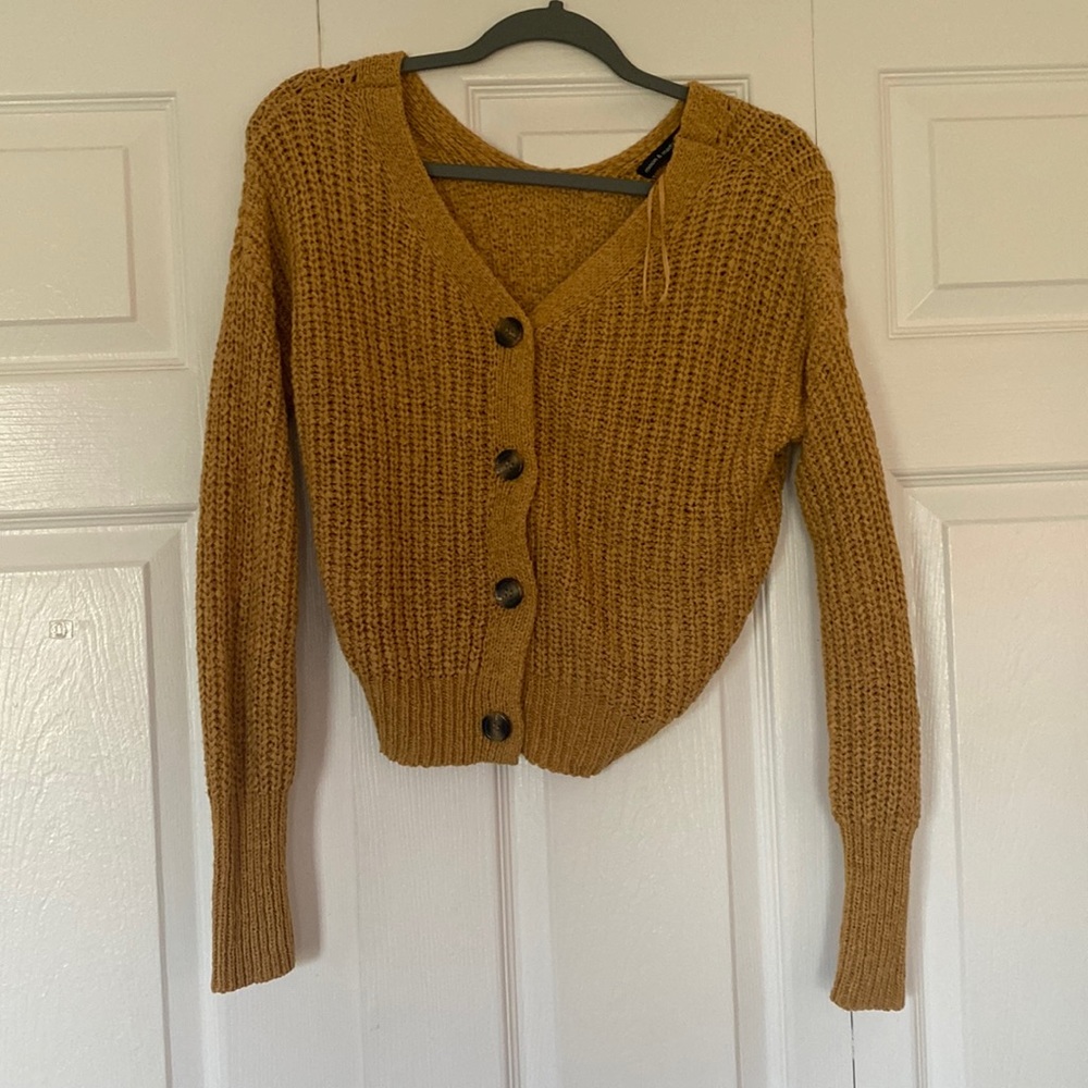 Preppy button down sweater